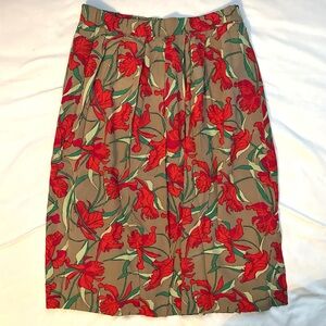 Vintage Betty Barclay 100% Silk Pleated Full Midi Skirt M Taupe Brown Red Floral